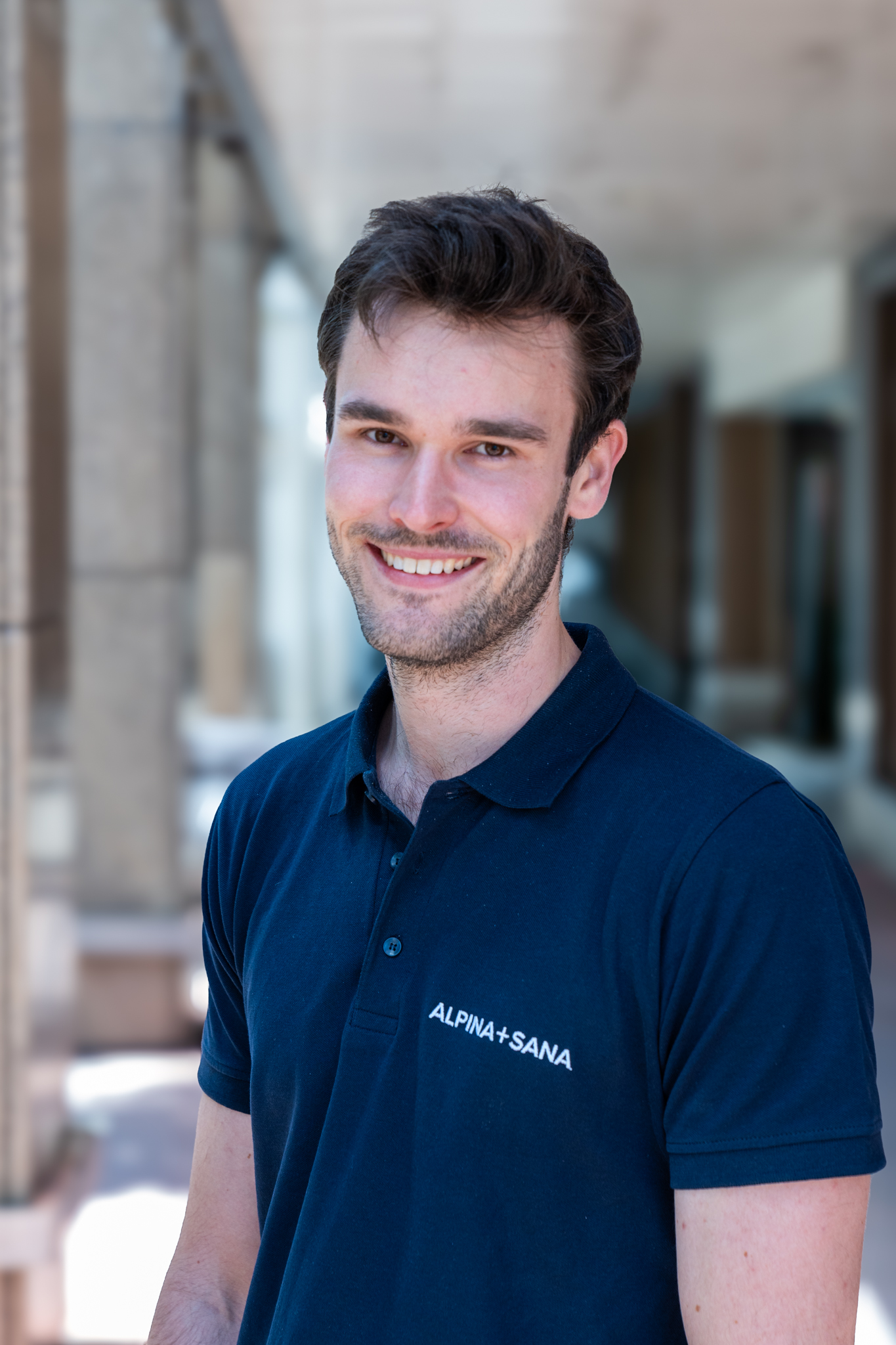 Dr. Robert Schreiber